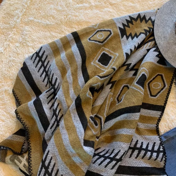 New Western Geometric Cozy Blanket Cardigan Sweater Wrap Shawl Vintage Ruana - Picture 4 of 8